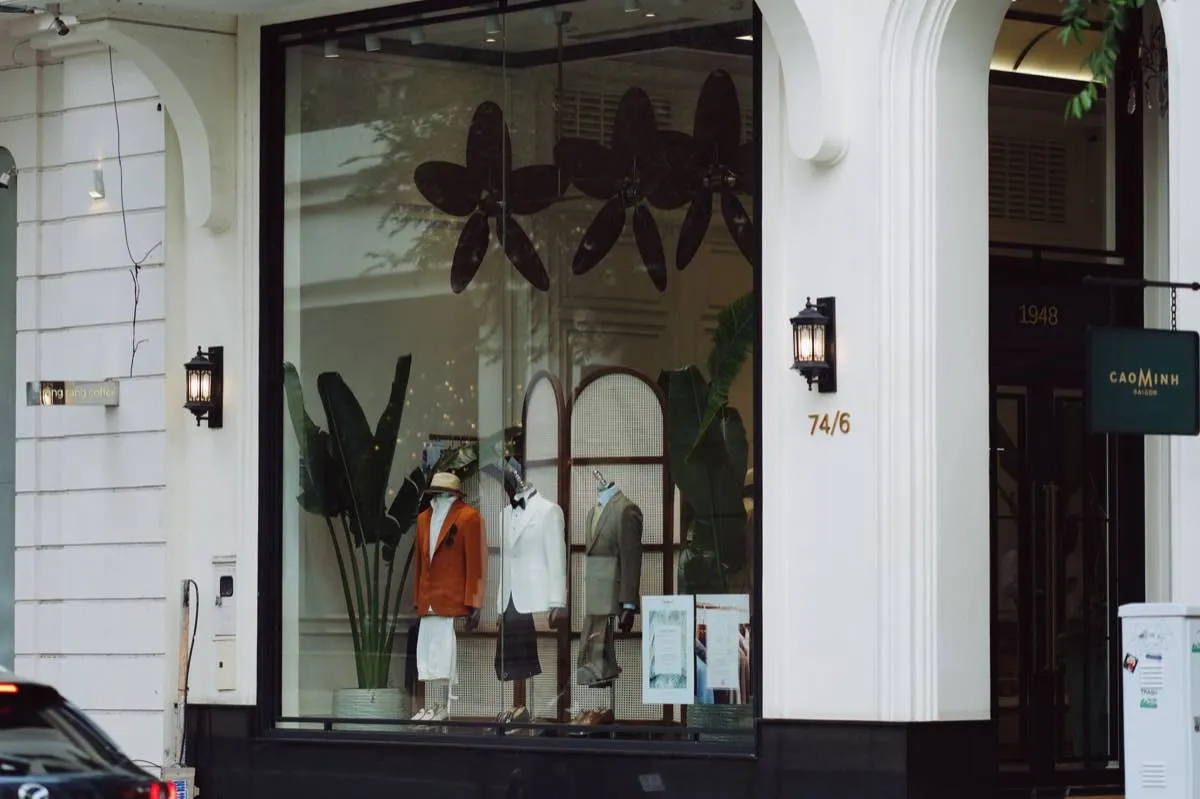 Commercial window services in Escondido, CA